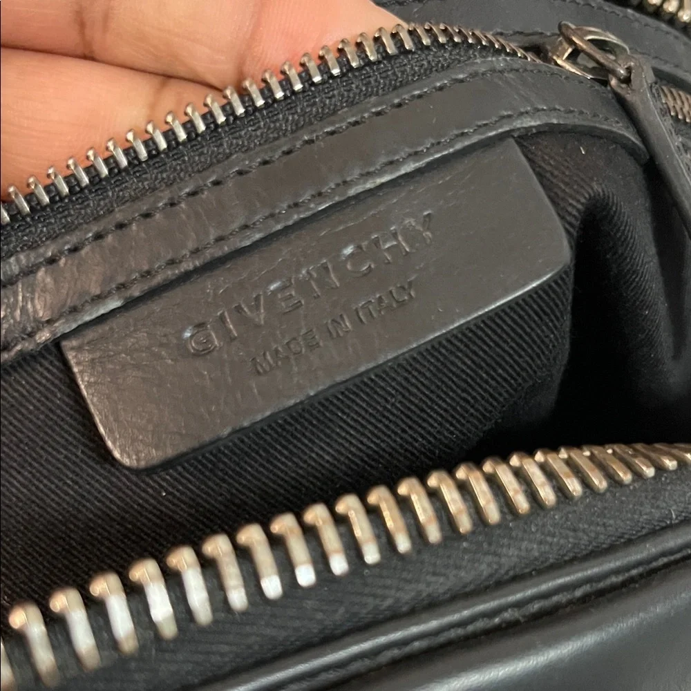 Givenchy Antigona Black Leather Satchel - large